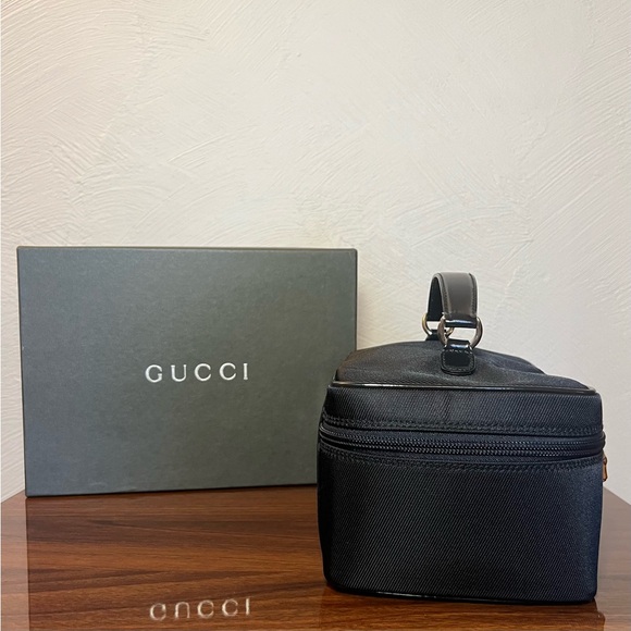 Gucci Nylon Vanity Cosmetic Case - Picture 4 of 8